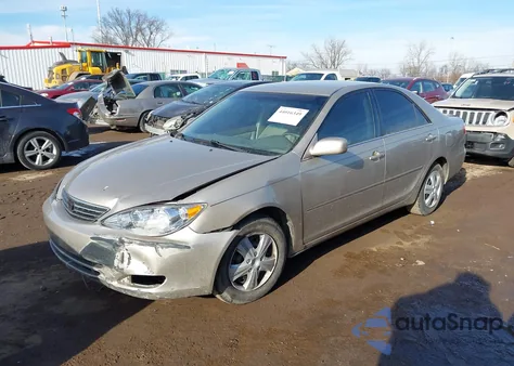 2005 Toyota Camry Le from USA, damaged, VIN 4T1BE32K75U384283